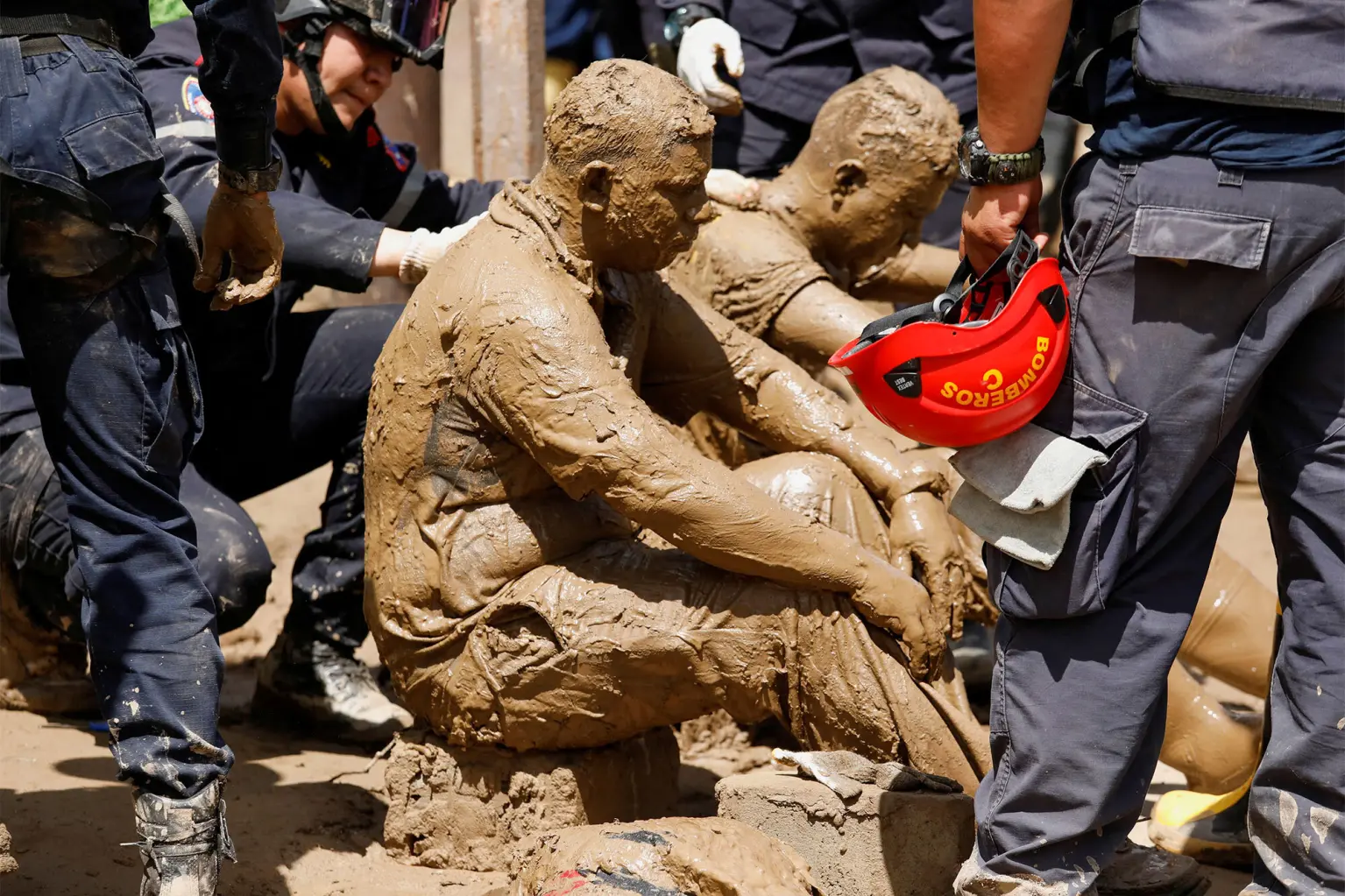 34 dead in Venezuela landslide; survival stories emerge